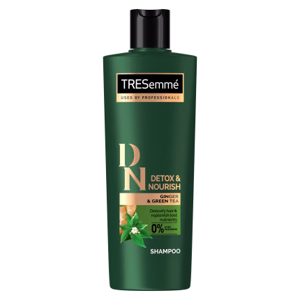 TRESemmé Detox & Restore Shampoo – 580ml